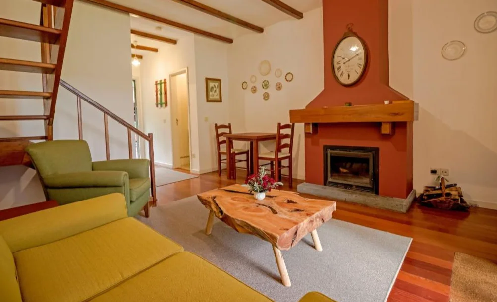 Quinta Santo da Serra | woonkamer met open haard